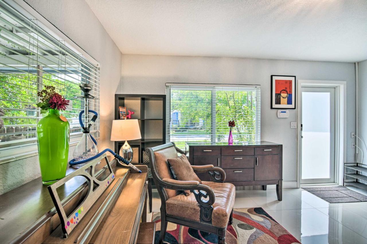 Shady And Eclectic Fort Lauderdale Dwelling With Yard! Extérieur photo